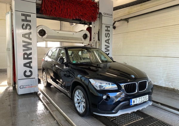 BMW X1 cena 55000 przebieg: 188000, rok produkcji 2015 z Warszawa małe 254